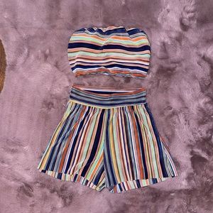 Two piece Multi-Colored set by Windsor